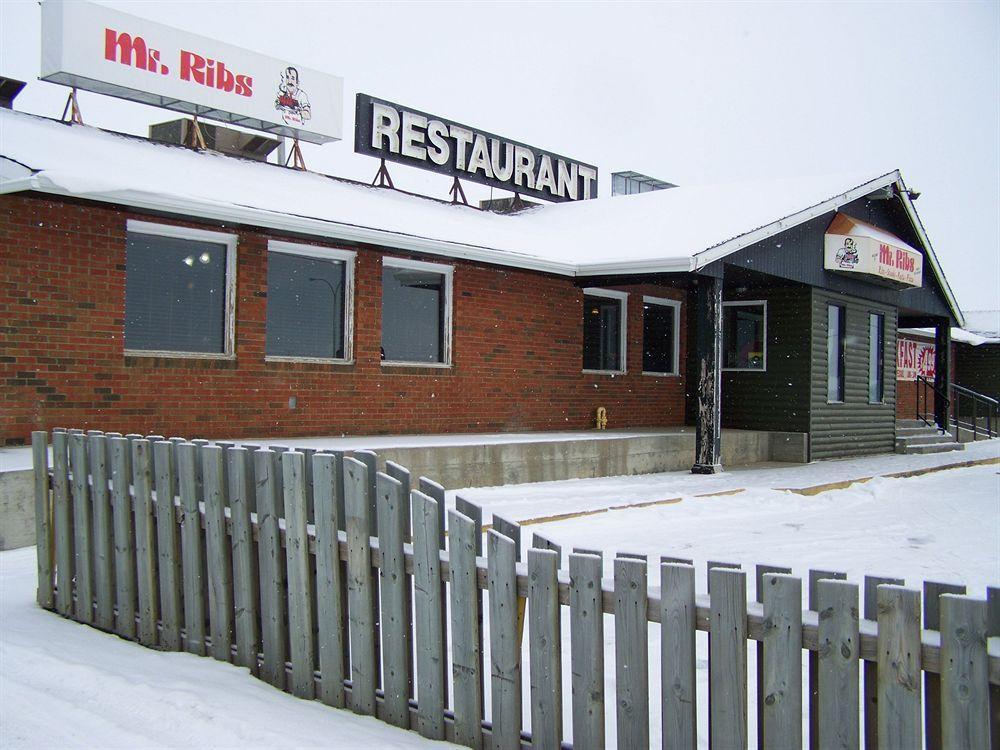 Battlefords Inn North Battleford Exterior foto